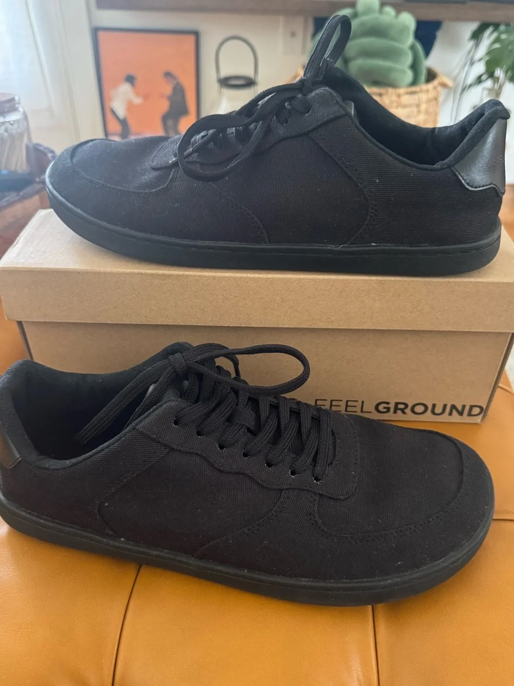 Feelgrounds Black Canvas Barefoot Sneakers Men’s Size 11